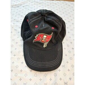 Tampa Bay Buccaneers Hat NFL Strapback Cap Black Red Fifth Third Bank Hat